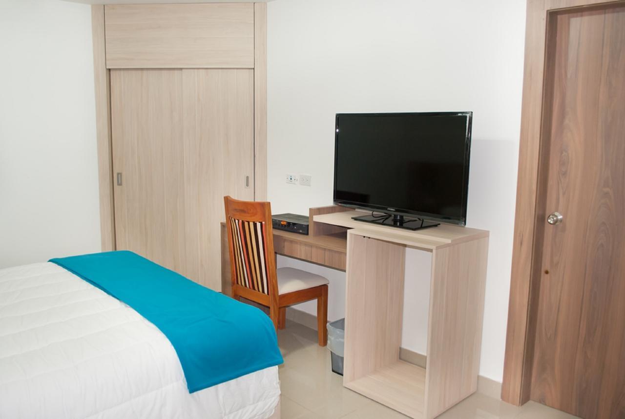 Hotel - Centro Comercial Punta Del Mar Salinas (Santa Elena) Quarto foto